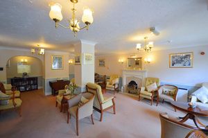 COMMUNAL LOUNGE- click for photo gallery
